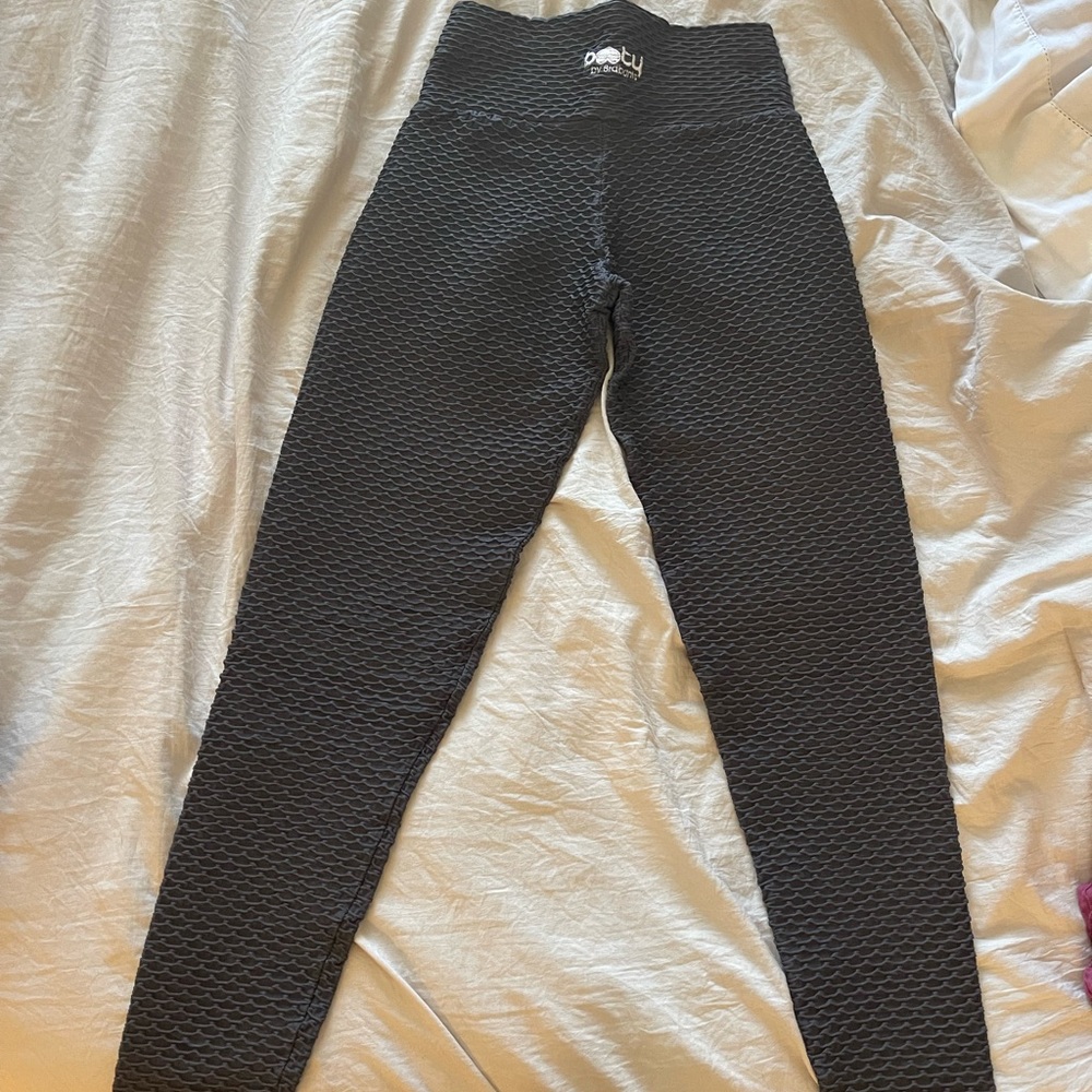 Gray Booty by Brabants Croco leggings